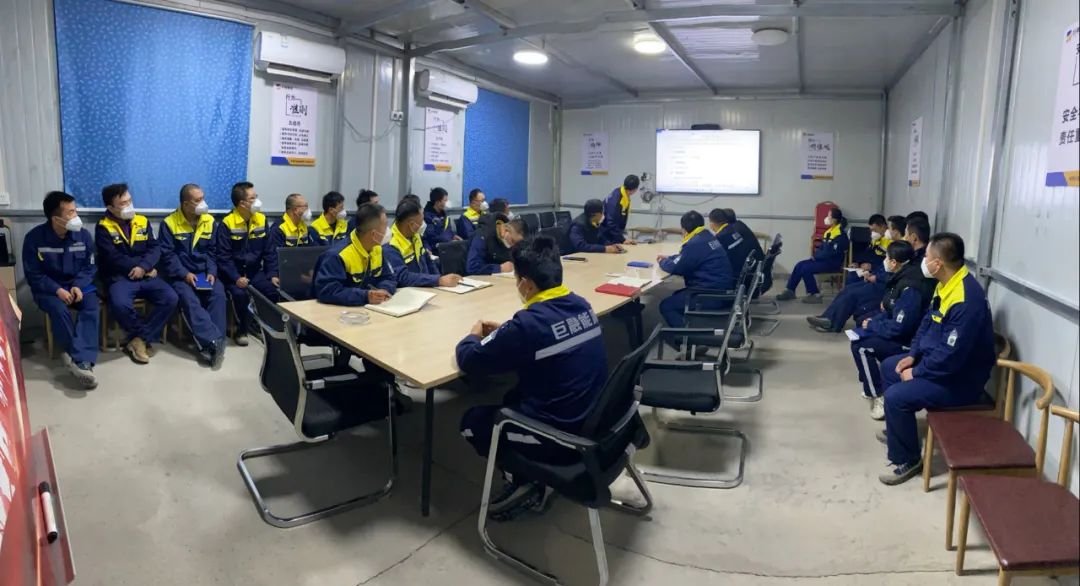 哈密巨融公司開(kāi)展消防應(yīng)急演練活動(dòng)